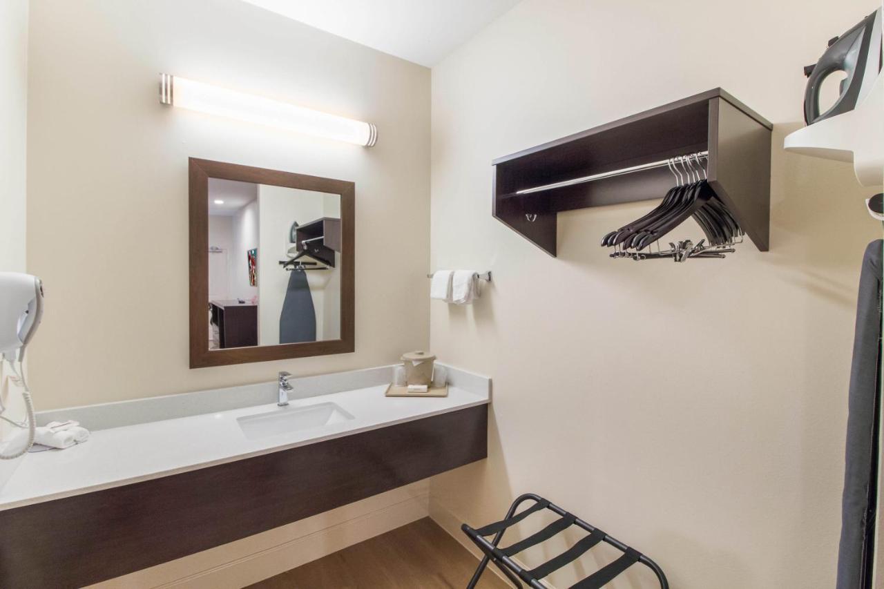 Red Roof Inn Houston - Willowbrook Louetta Екстериор снимка