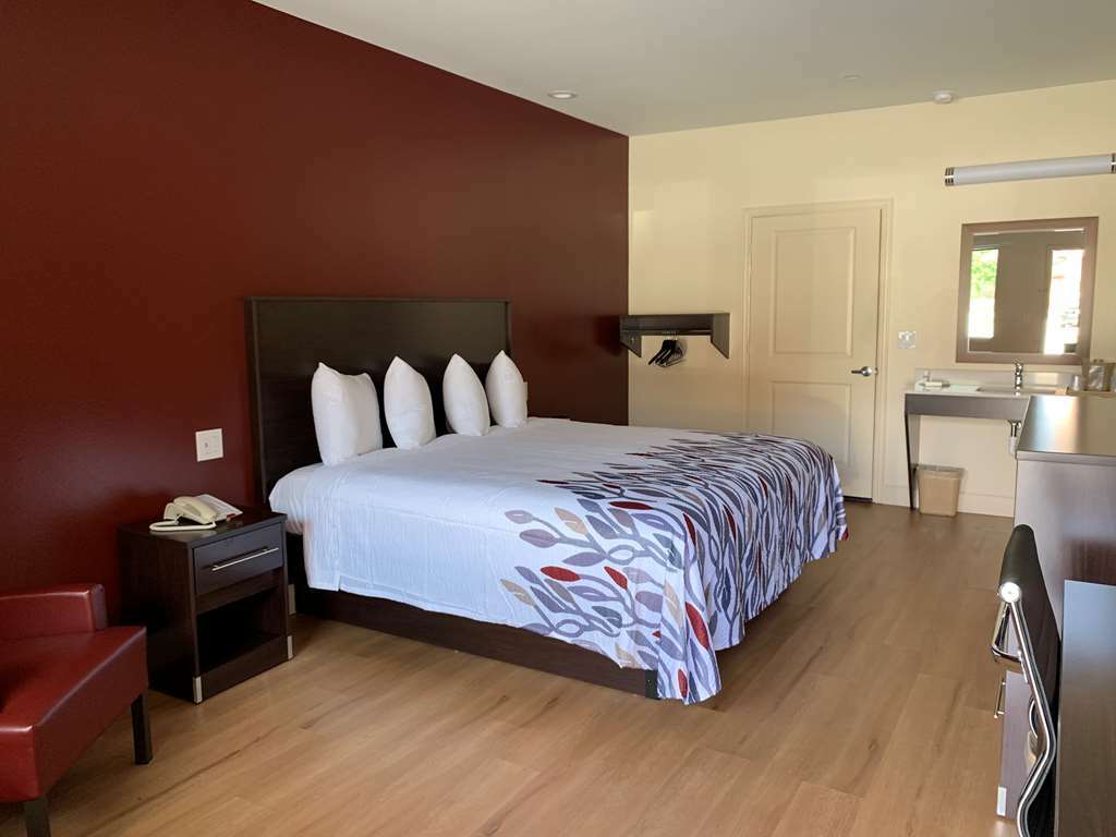 Red Roof Inn Houston - Willowbrook Louetta Стая снимка